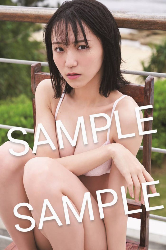 野口衣織ファースト写真集「君にしか教えない」付録ポストカード(提供写真)