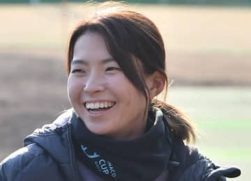 渋野日向子が「可愛くて一目惚れ」アディダスの新作ウェアがめちゃかっこいい！デニムのようなブルーが斬新