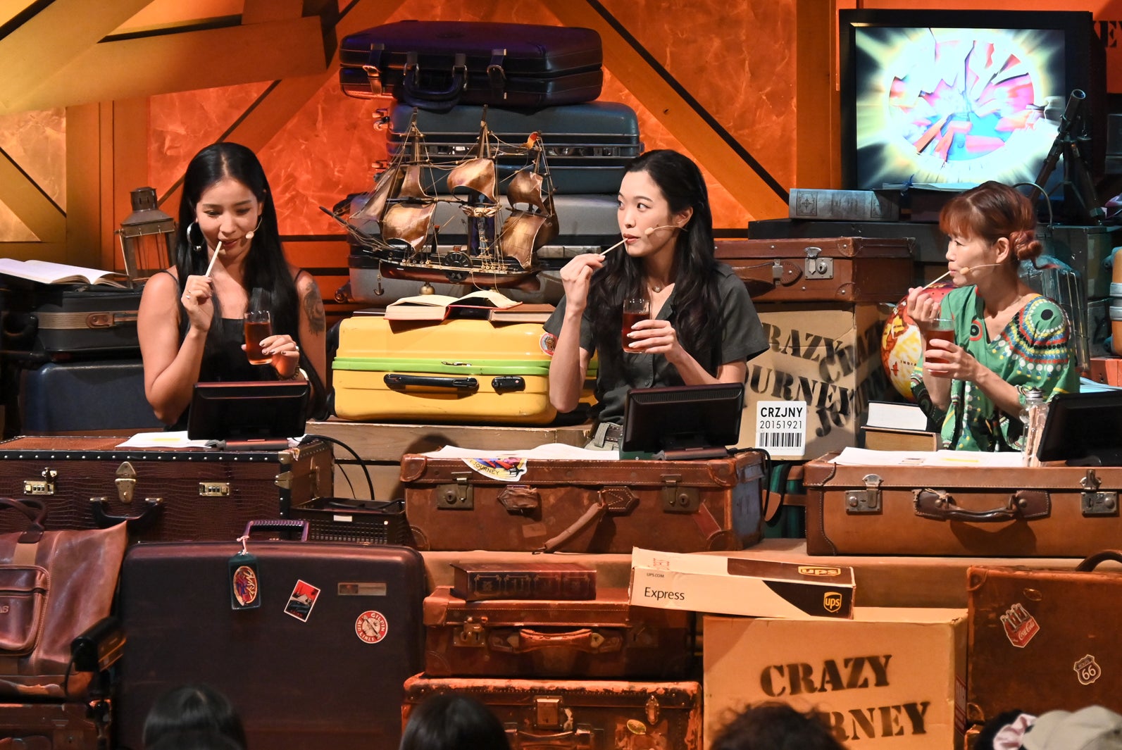 「クレイジージャーニーLIVE」より（提供写真）