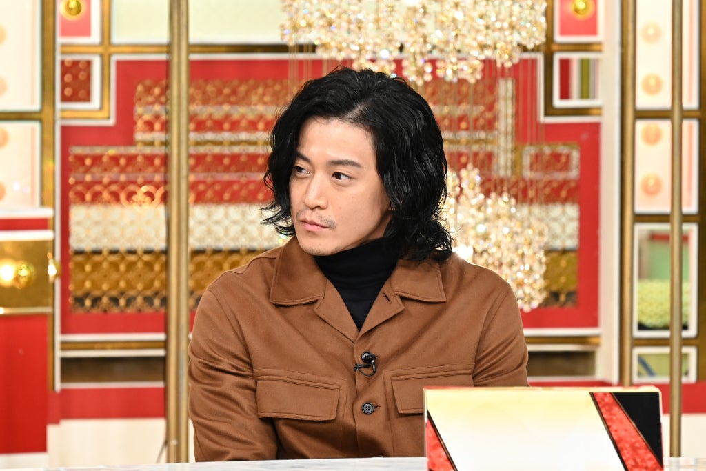 小栗旬、嵐・松本潤との仲良しすぎるプライベート 亡き恩人への想いも語る