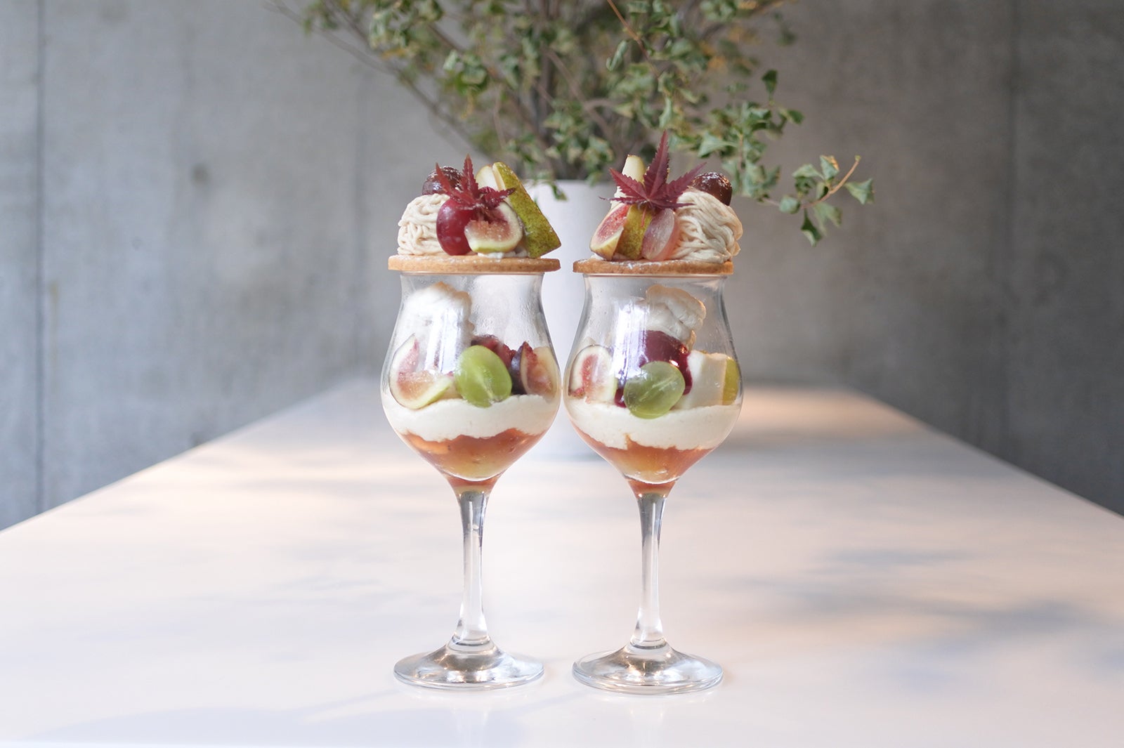 パルフェ・マロン -洋梨と季節の果物-／画像提供：L＆H