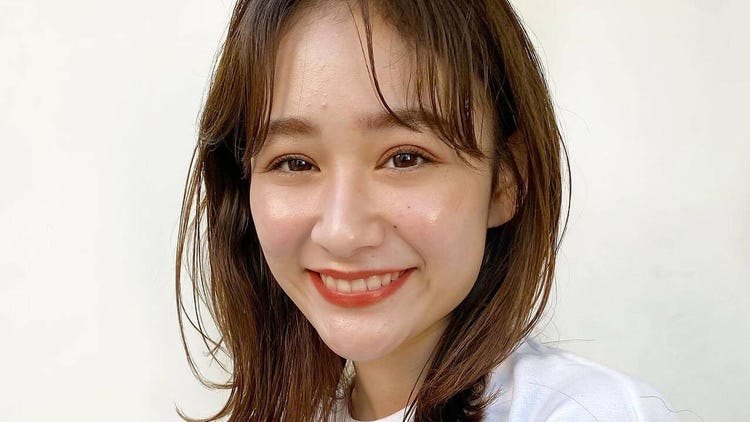 前髪は分け目で印象が変わるんです 分け目別スタイルを紹介 モデルプレス 前髪は分け目で印象が変わるんです 分け目別スタイルを紹介 モデルプレス