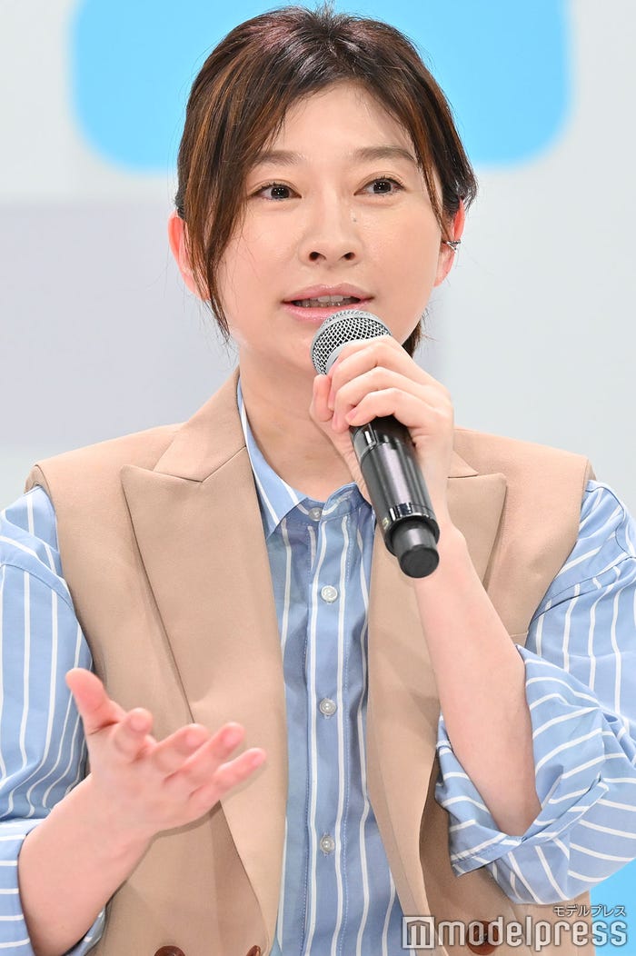 篠原涼子(C)モデルプレス