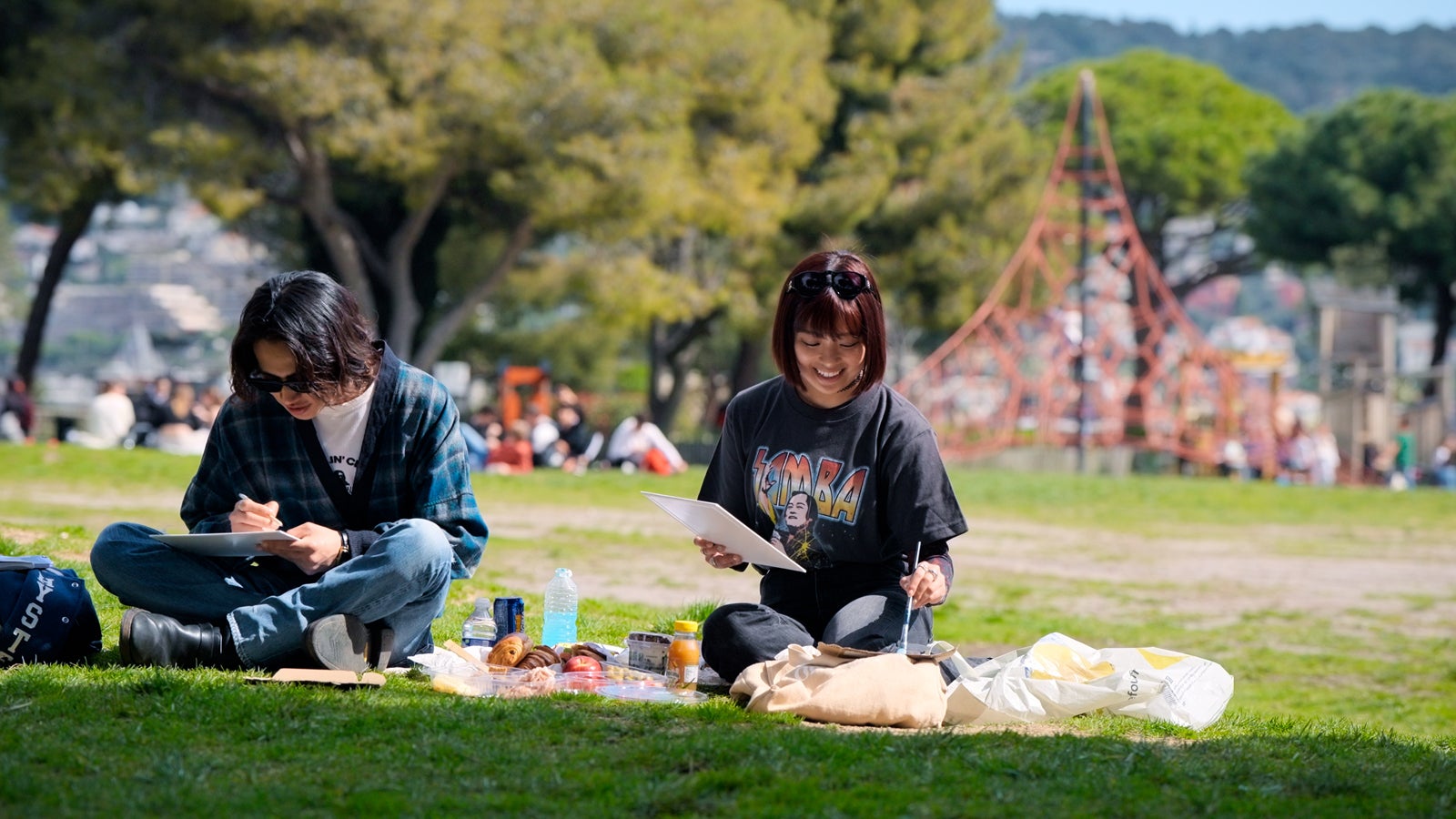 ショウ、カナカ／Netflixリアリティシリーズ「オフライン ラブ」（提供写真）