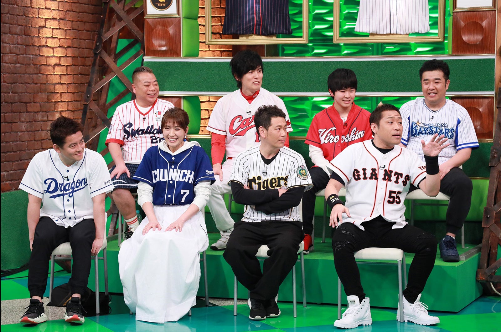 セ・リーグファン代表（前列左から）井戸田潤、浅尾美和、遠藤章造、はなわ（後列左から）出川哲朗、尾関高文、鈴木福、堤下敦（C）テレビ朝日