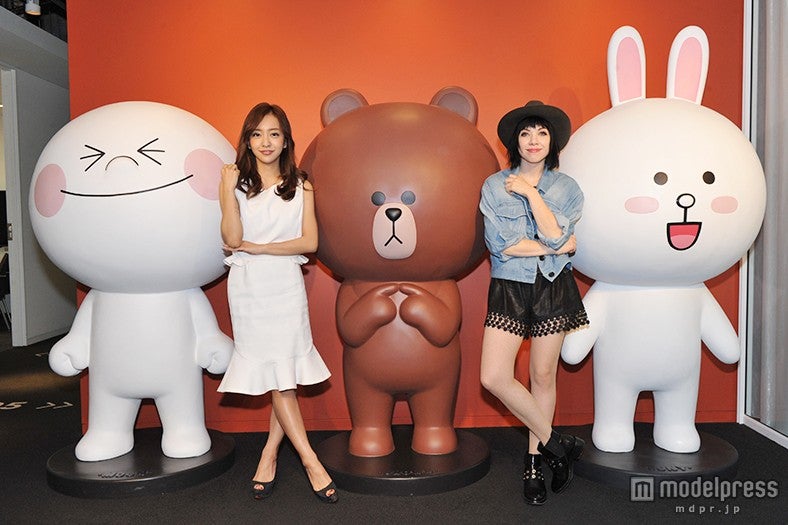 板野友美、カーリー・レイ・ジェプセン