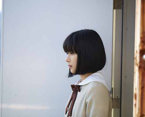 Sexy Zone中島健人、ピアノを演奏 「ここさけ」特報&場面写真解禁