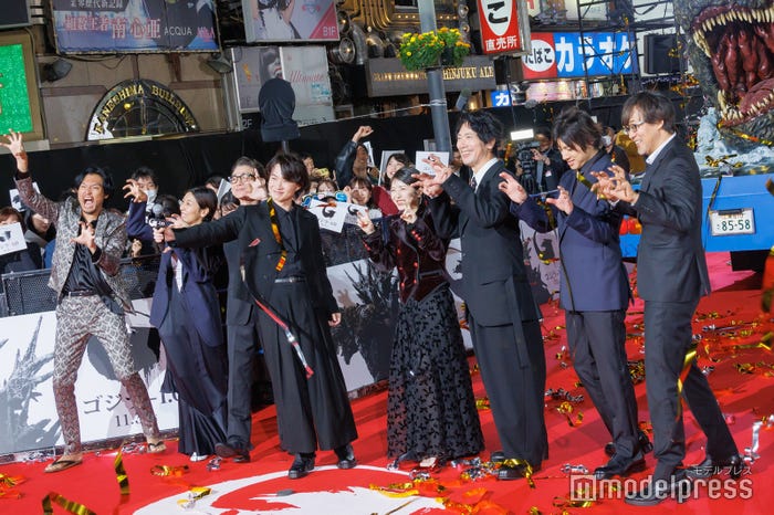 青木崇高、安藤サクラ、吉岡秀隆、神木隆之介、浜辺美波、佐々木蔵之介、山田裕貴、山崎貴監督(C)モデルプレス