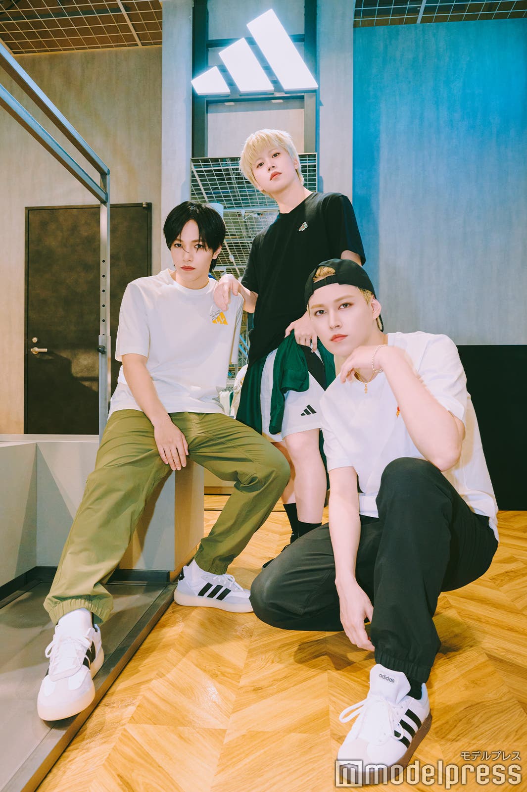 (左から)大平祥生、木全翔也、白岩瑠姫(C)モデルプレス