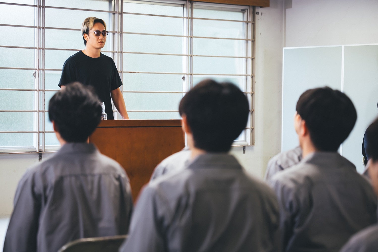 「BLUE FIGHT ～蒼き若者たちのブレイキングダウン～」場面写真（C）2024 YOAKE FILM / BACKSTAGE