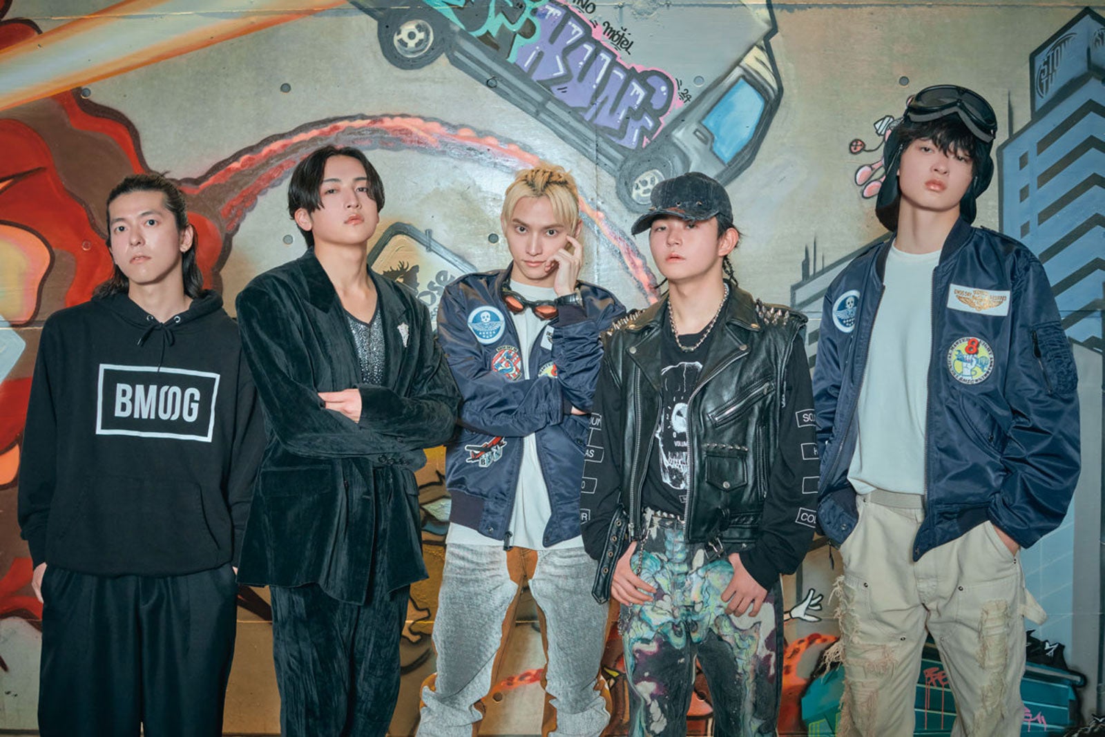 Money（マニー）、KANON（カノン）、SKY-HI（スカイハイ）、TAIKI（タイキ）、RUI（ルイ）「ar HOMME vol.2」（画像提供：主婦と生活社）