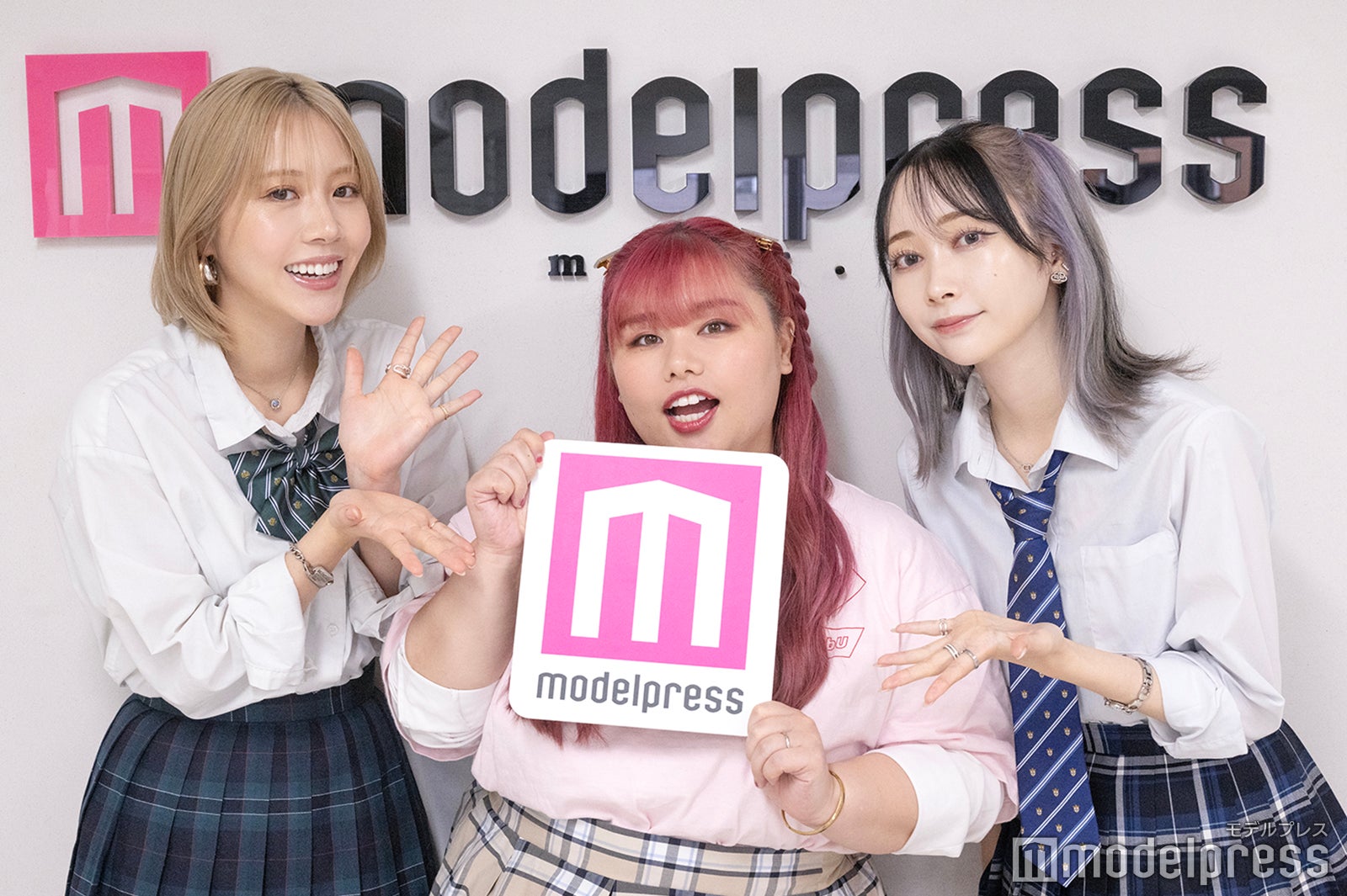 くれいじーまぐねっと／エア、UraN、浅見めい（C）モデルプレス