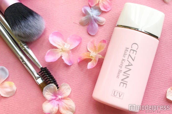 【セザンヌ】「皮脂テカリ防止下地」(C)モデルプレス