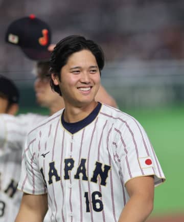 「電車の中で吹き出してしまった」大谷翔平が衝撃変顔披露 仲良し同級生・鈴木誠也と互いに投稿し合い騒然「撮れるの誠也だけやろなw」「絶対レアもの」