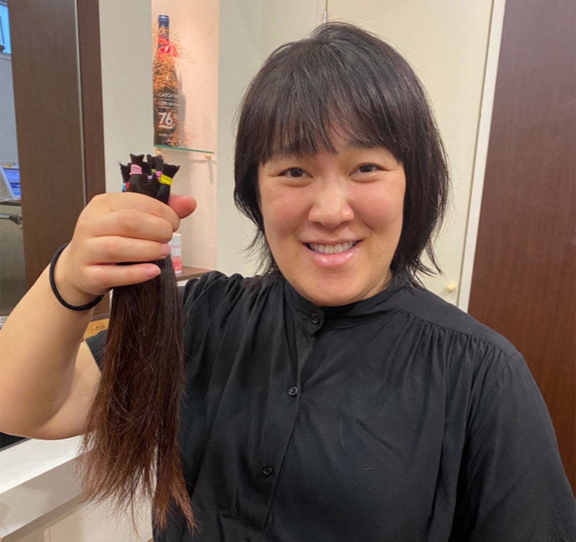 たんぽぽ白鳥久美子、髪バッサリカットで三つ編みヘア卒業 産休でヘアドネーション