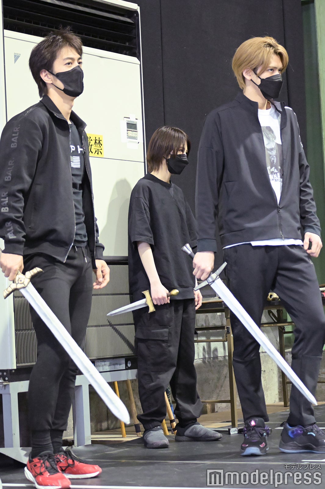 君沢ユウキ、若月佑美、加藤将 （C）モデルプレス