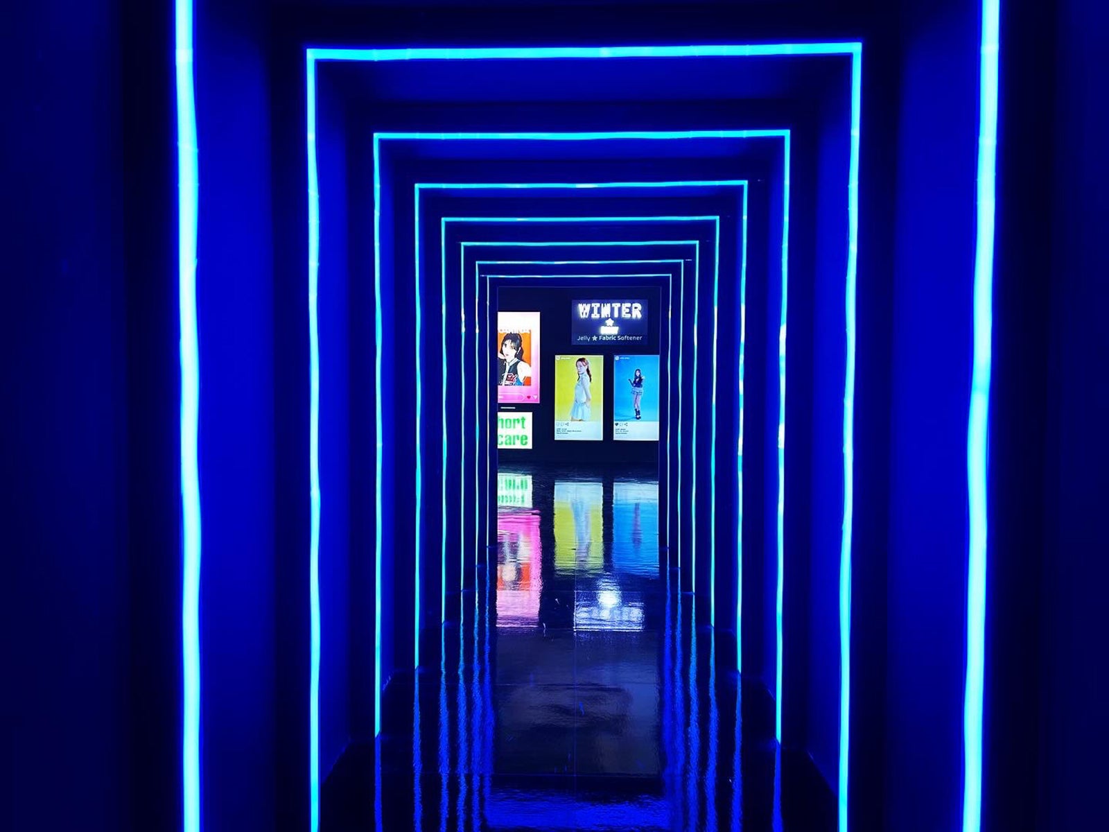 韓国で開催した「＃potd ＃aespa」のイメージ（提供写真）