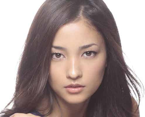 黒木メイサ、魔性の悪女オーラを醸す