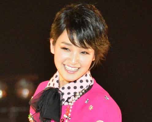 剛力彩芽、「本当に幸せ」観客と“プロペラダンス”披露
