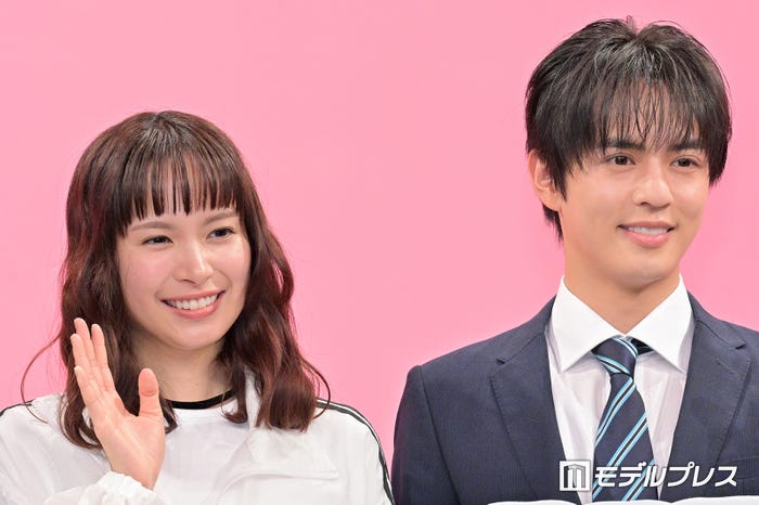 関水渚、奥野壮(C)モデルプレス