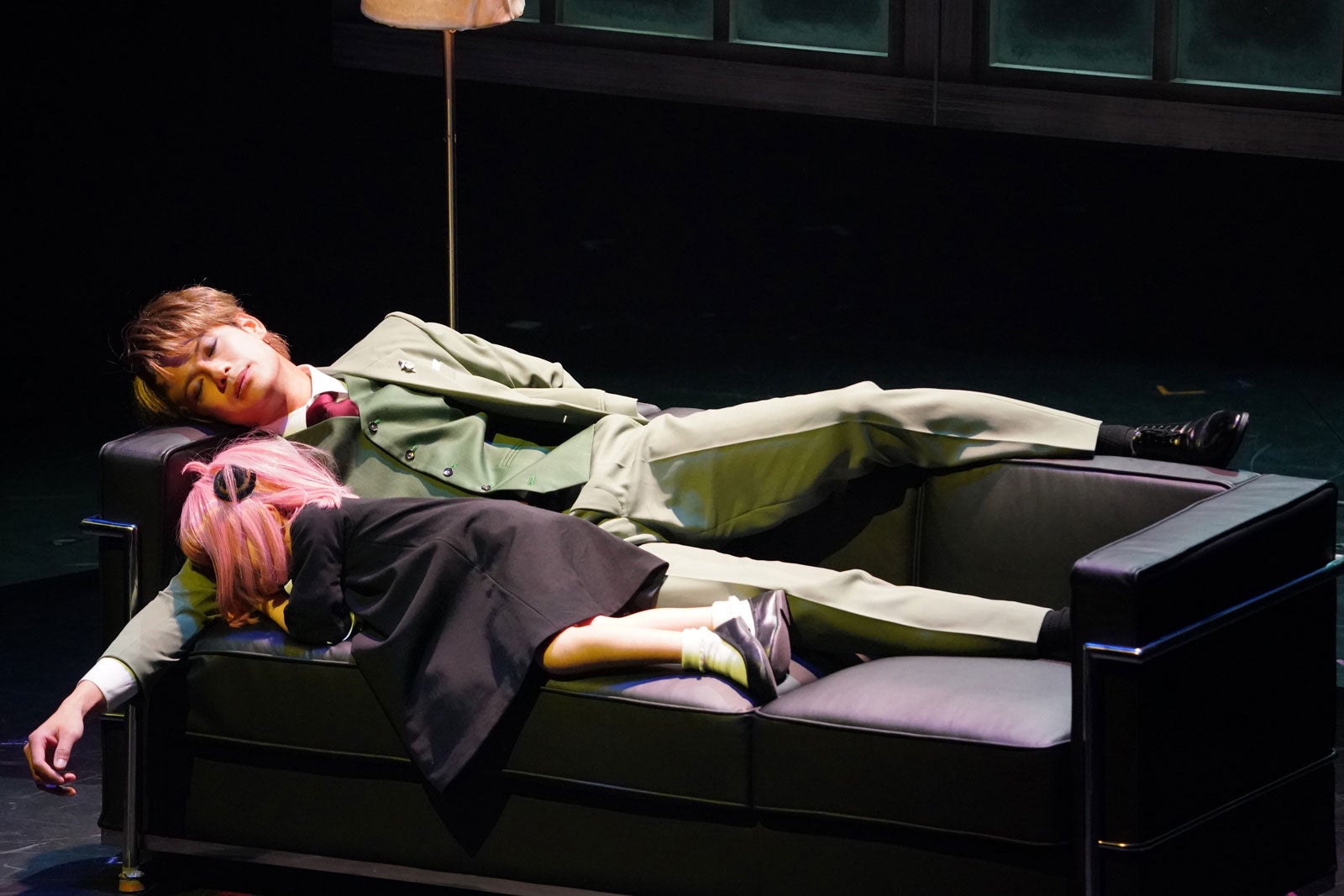 ミュージカル「SPY×FAMILY」舞台写真より（C）製作：東宝（C）遠藤達哉／集英社