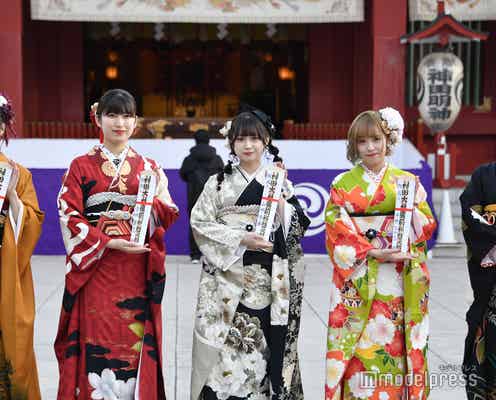AKB48、チーム8山田杏華・“研究生最年長”平田侑希ら成人で艶やか晴れ着姿 “ホップステップジャンプ世代”宣言