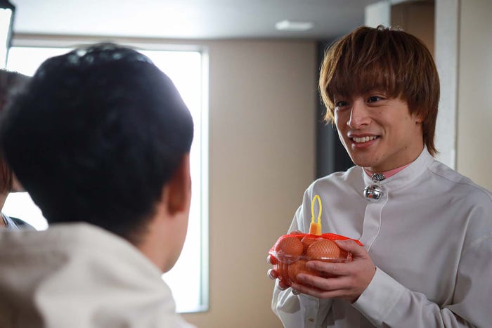 白濱亜嵐「離婚しない男―サレ夫と悪嫁の騙し愛―」最終話より(C)テレビ朝日