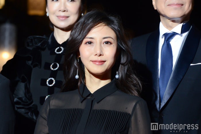 令和でも楽しめる やまとなでしこ の魅力 松嶋菜々子の婚活ファッション 不動のテーマが刺さる モデルプレス