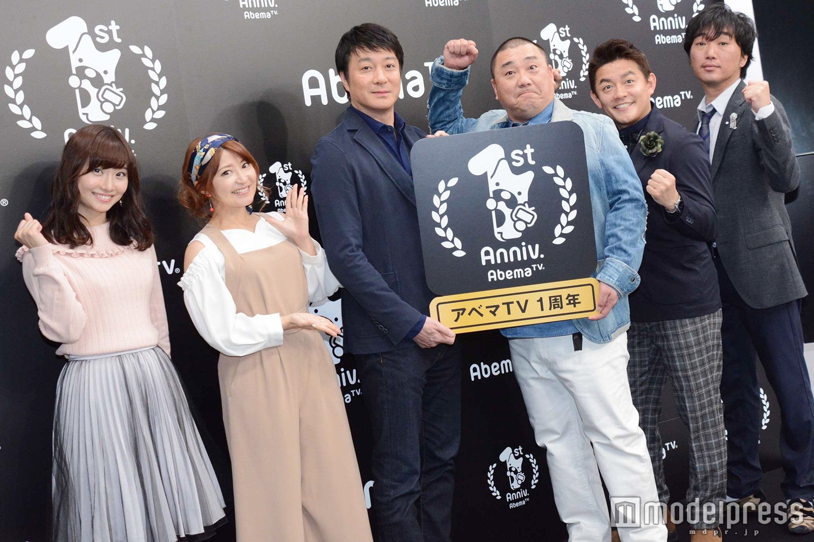 柴田阿弥、矢口真里、加藤浩次、山本圭壱、井戸田潤、小沢一敬 （C）モデルプレス