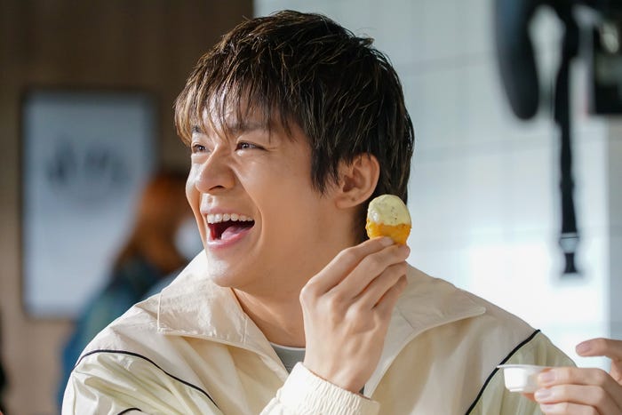 岸優太/新TVCM「たっぷりいこうぜ!登場」篇メイキングより(提供写真)