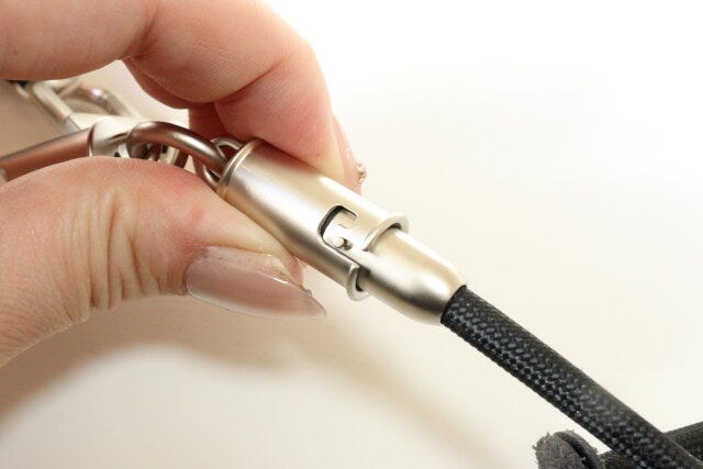 ケーブルスマホショルダーCtoC 取り出し ケーブルスマホショルダーCtoC 取り出し