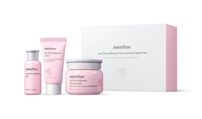 チェリーブロッサム トーンアップ クリーム スペシャルセット/画像提供:イニスフリー