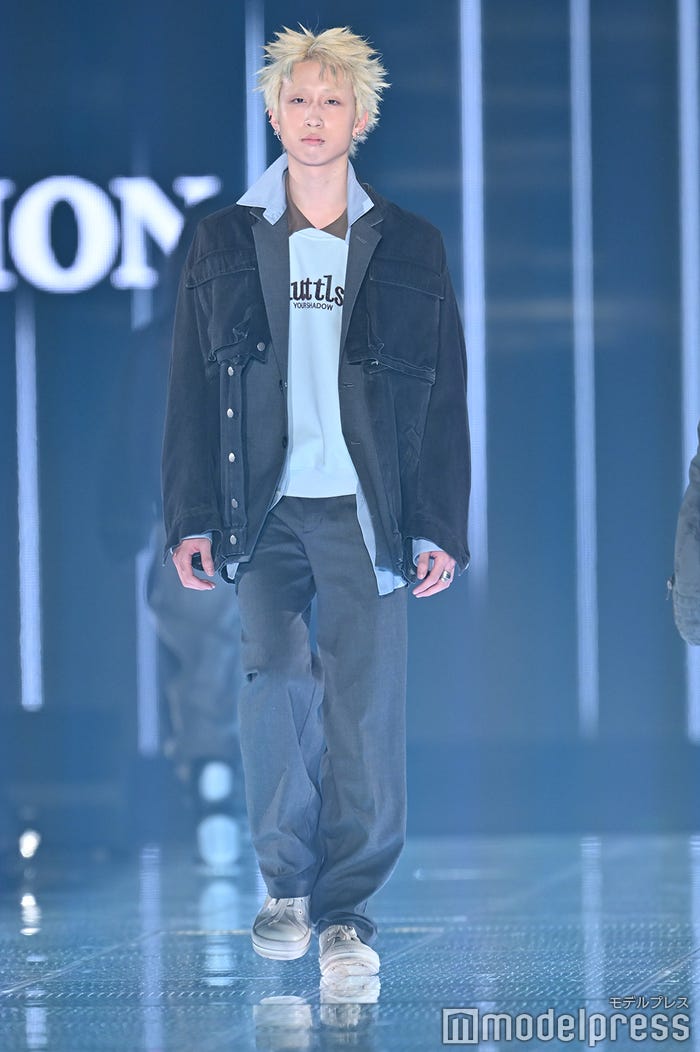 MON7A(C)モデルプレス