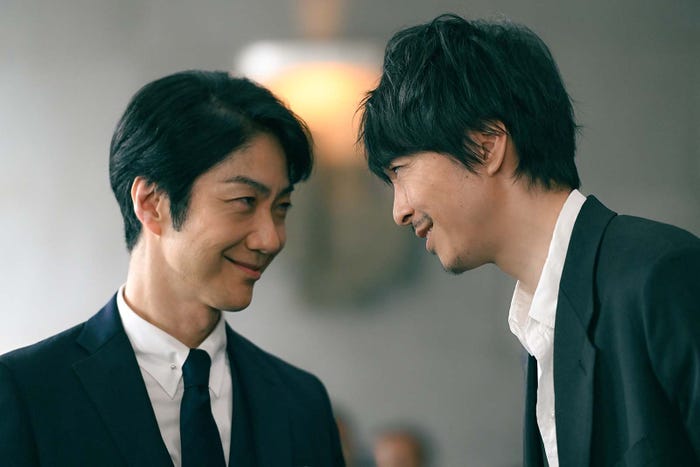 野村萬斎、長谷川博己「アンチヒーロー」(C)TBS