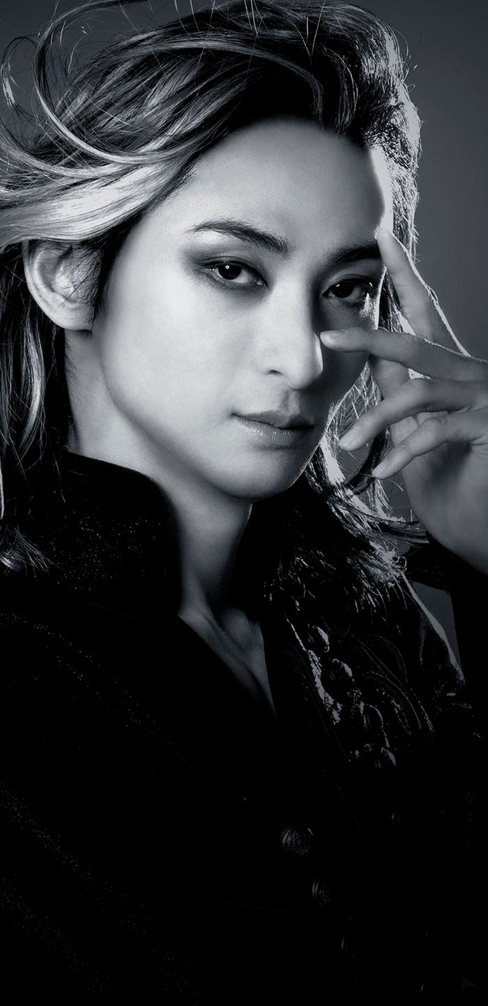 トート役の古川雄大(写真提供:東宝演劇部)