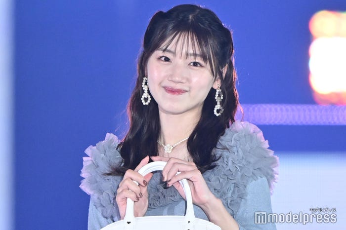 佐々木美玲(C)モデルプレス