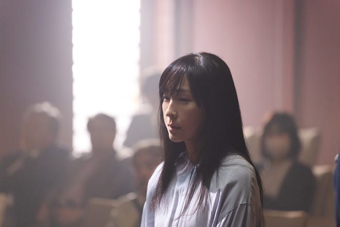 麻生久美子「魔物(마물)」第1話(C)テレビ朝日・SLL