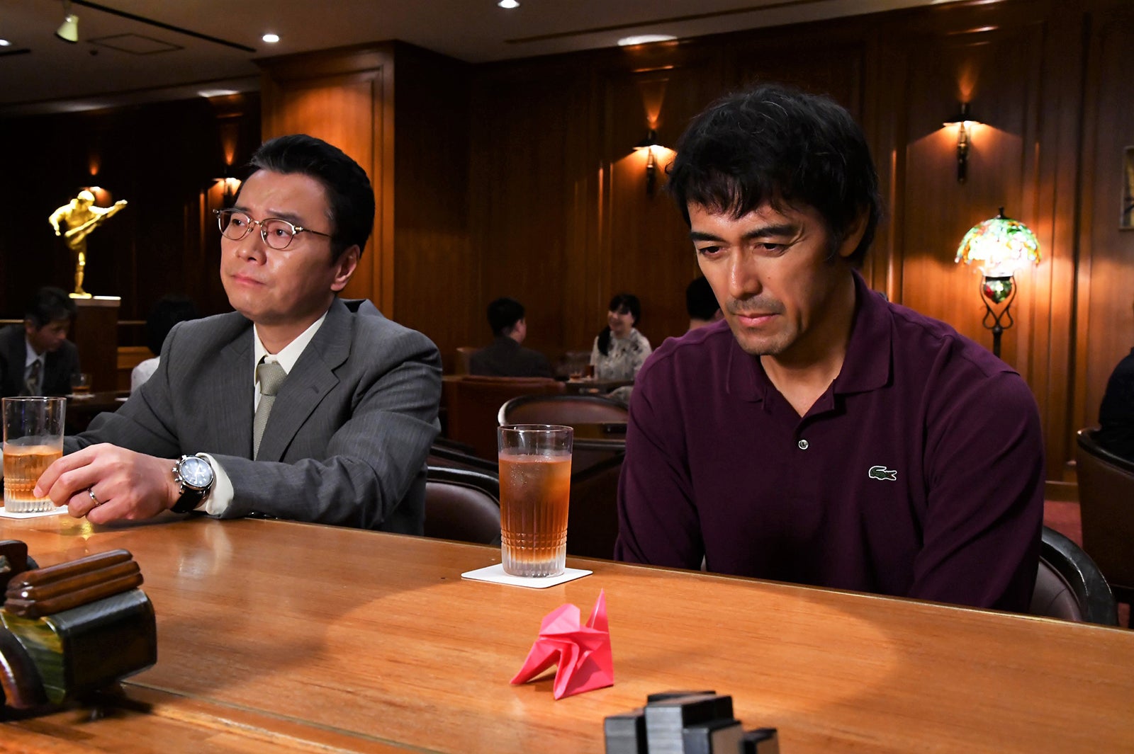 阿部寛（右）（C）カンテレ