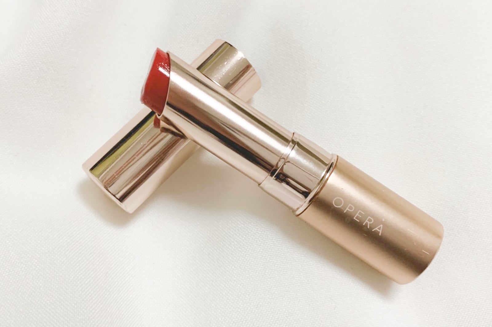 運上弘菜愛用コスメ／【オペラ】リップティントN06ピンクレッド（C）Mercury