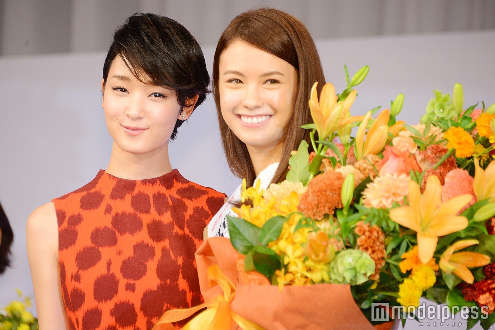 剛力彩芽、中谷モニカさん （C）モデルプレス