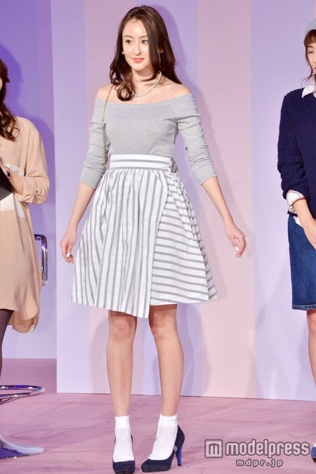 オードリー亜谷香