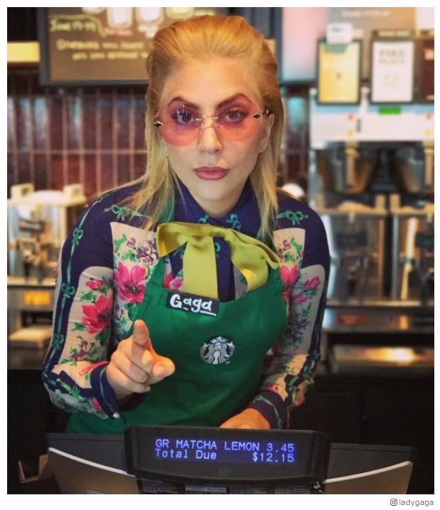 レディー・ガガ、スタバ店員になった結果…“世界の歌姫”との遭遇に驚きの声相次ぐ