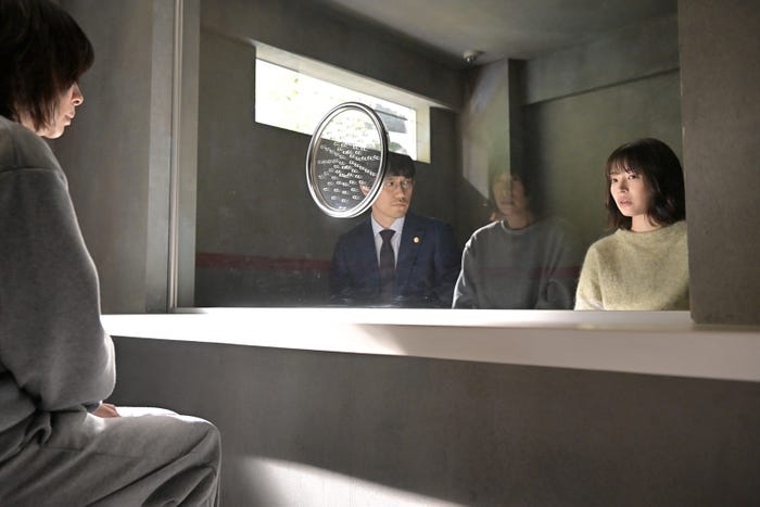 松山ケンイチ、広瀬すず「クジャクのダンス、誰が見た?」最終話(C)TBS