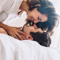 お泊りデートで男性が密かに彼女に期待していること