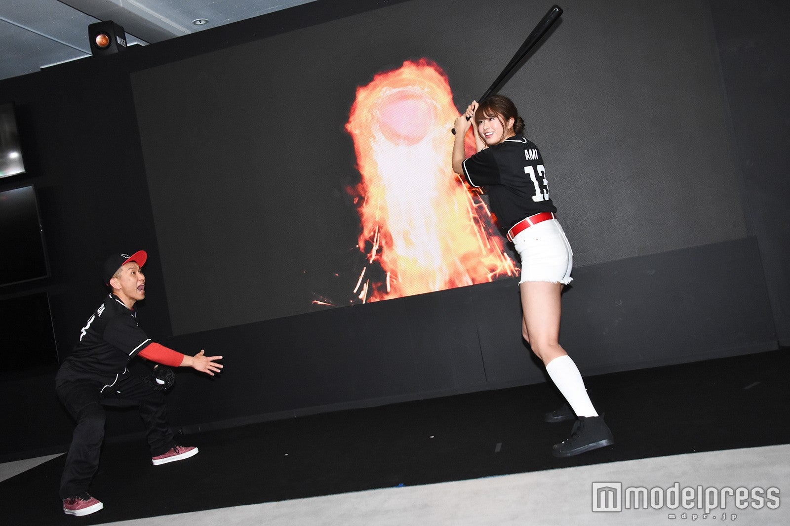 増田英彦、稲村亜美（C）モデルプレス