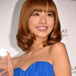 優木まおみ
