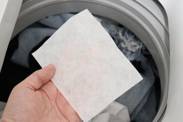 衣類くすみ防止シート25枚入　使用例