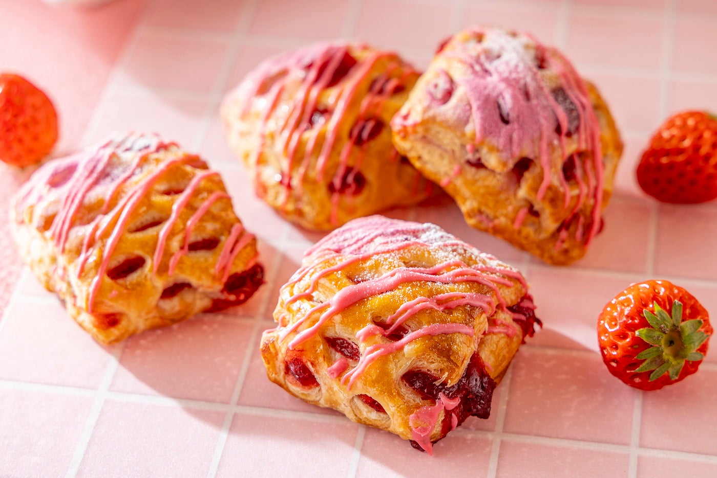 Strawberry Nostalgia/提供画像