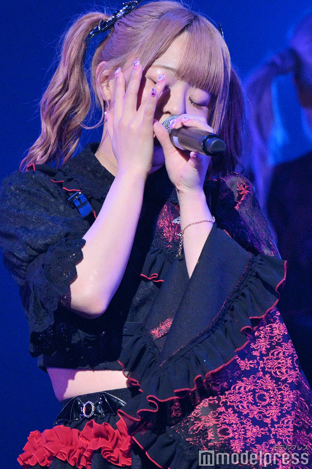 AVAM（C）モデルプレス