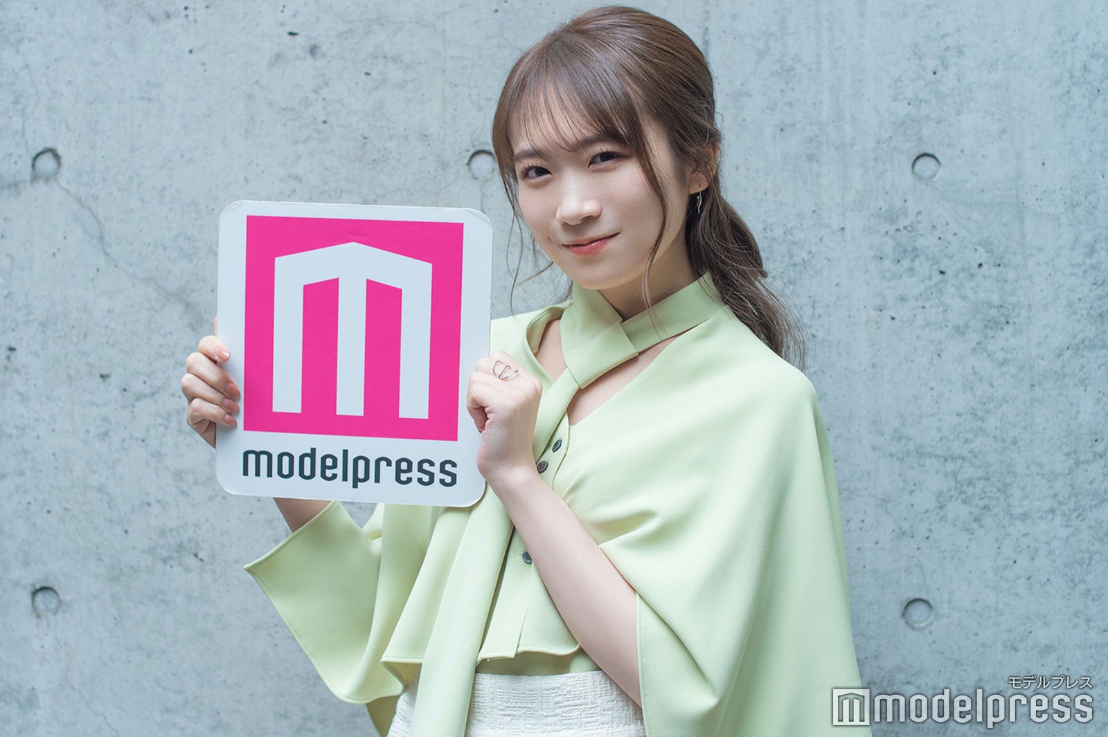 秋元真夏 （C）モデルプレス
